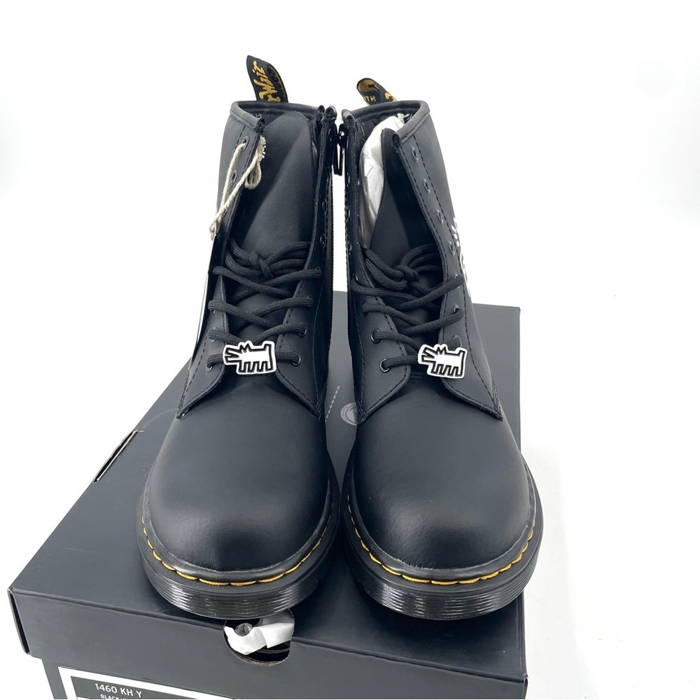 Dr. Martens 1460 Keith Haring Black Hydro Leather Lace Up Combat Boot NEW - Picture 4 of 7